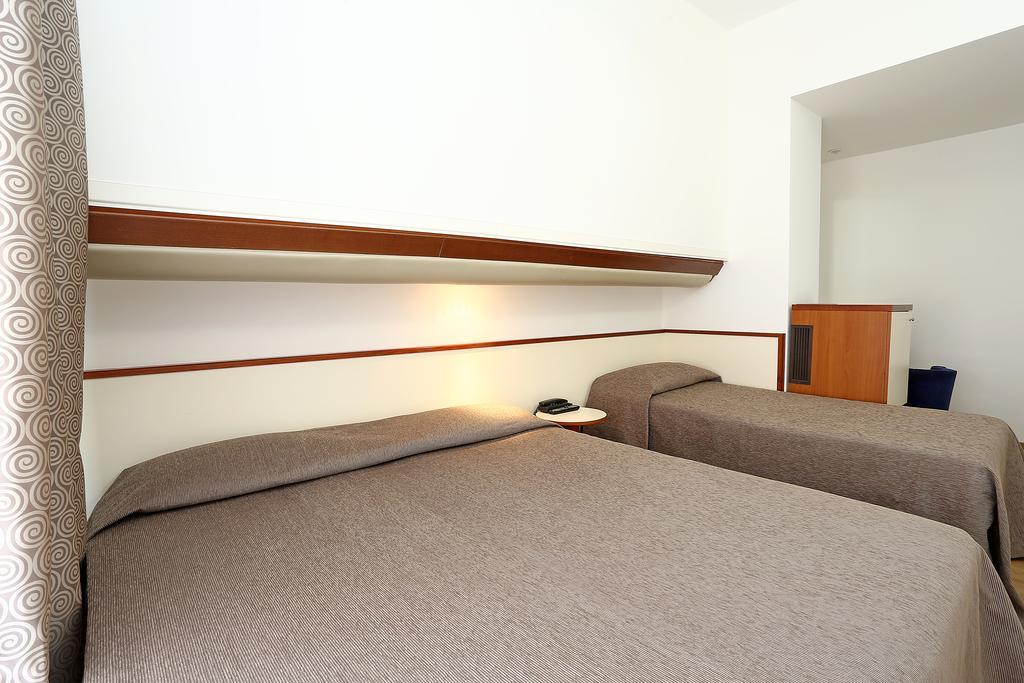 Hotel Corticella Bologne Extérieur photo